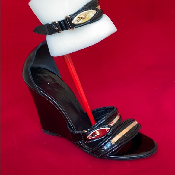 Balenciaga Black and Rose  Gold Patent Wedge - Picture 2 of 6